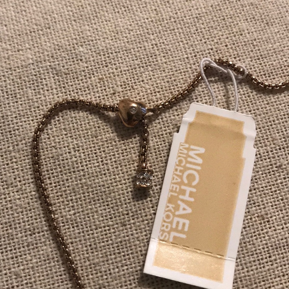 MICHAEL KORS “PAVE HEART” BRACELET - Picture 5 of 7